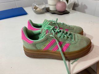 Zapatillas adidas Gazelle Verde y Rosa