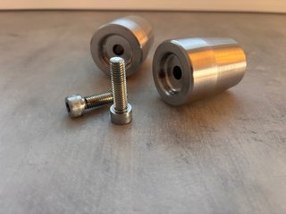 Contrapesos evita vibraciones moto