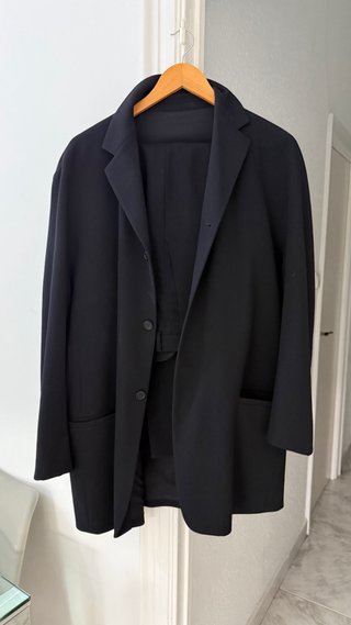Traje negro para hombre