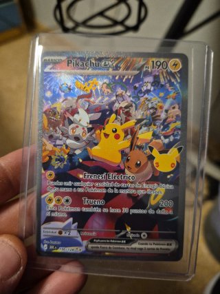 Carta Pokémon Pikachu EX 150/128