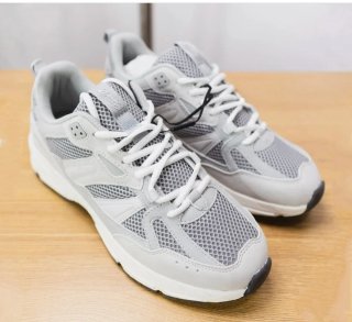 Zapatillas Deportivas Grises