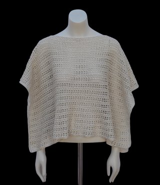 PONCHO DE PUNTO HECHO A MANO