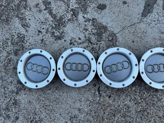 Set de 8 Tapabujes Audi 146mm