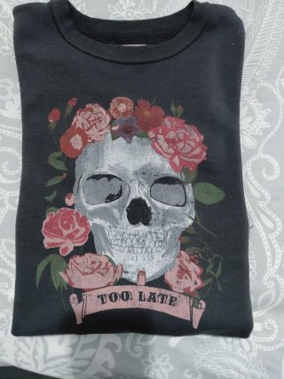 Sudadera Dear Tee Negra con Estampado
