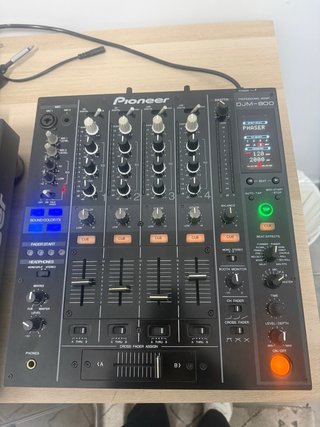 Mesa de mezclas Pioneer DJM-800