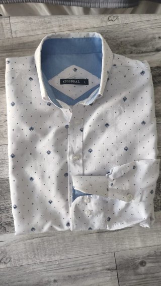 Camisa Chisnal Blanca Estampada Talla L