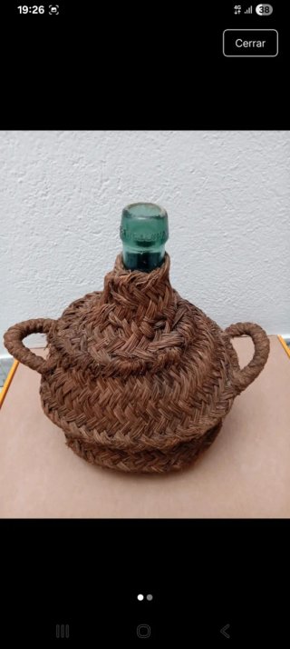 Garrafa de Cristal con Revestimiento de Mimbre