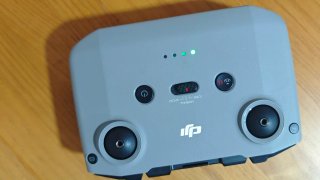 Mando DJI con Bolso de Transporte
