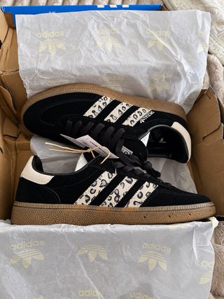Adidas Spezial Negras