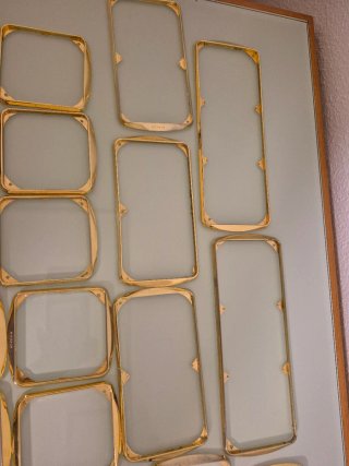 Embellecedores Dorados Niessen para Interruptores