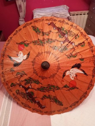 Sombrilla China Vintage de Papel y Bambú