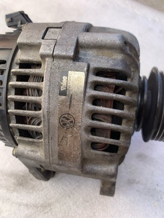 Alternador Valeo para VW Transporter t4