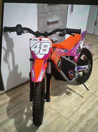 Moto Eléctrica Infantil Roan MXE