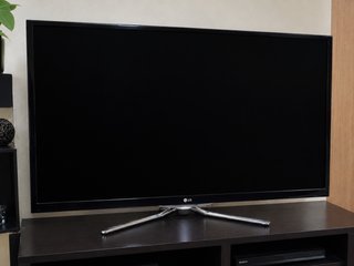 LG Smart TV Plasma 50" para piezas o reparar