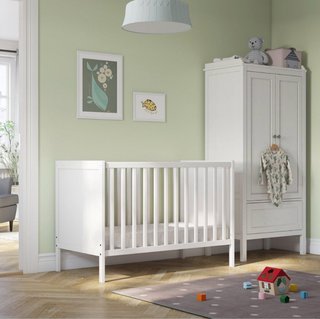 Cuna de bebé Ikea blanca