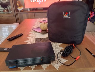 Consola PlayStation 2 (PS2) con Funda