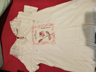 Blusa Blanca con Cuello de Encaje Varias tallas