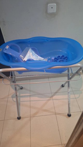 Bañera para Bebé con Soporte. Reductor
