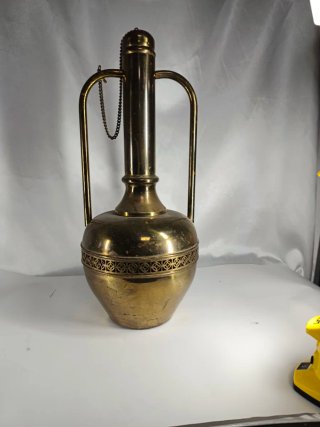 Jarra Antigua de Bronce