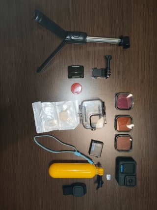 GoPro Hero 13 con accesorios