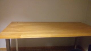 Mesa de estudio de madera