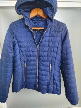 Cazadora Acolchada Azul klein Stradivarius