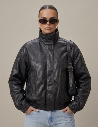 Cazadora efecto piel cuello alto/Chaqueta viral