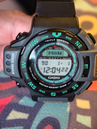 Reloj Casio ATC-1100 Triple Sensor