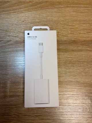 Lector de tarjetas SD a USB-C Apple