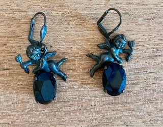 Pendientes Vintage con Angelito y Piedra lila