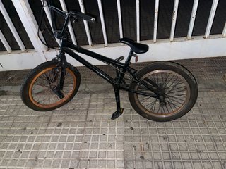 Bicicleta BMX Monty Negra
