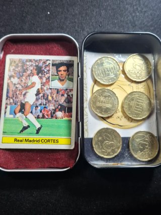 Cromo Real Madrid Cortes y Monedas Euro