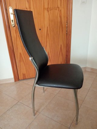 Mesa de Cristal Negro y 6 Sillas