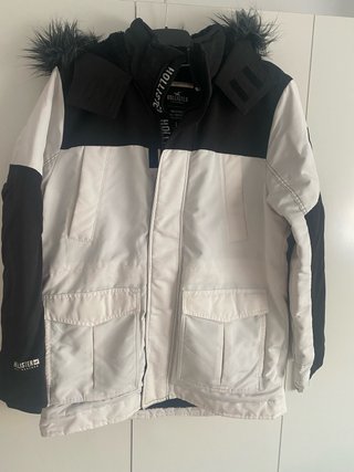 Chaqueta Hollister Blanca y Negra Talla L
