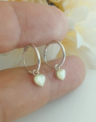 Aros 11mm de Plata de ley con Corazones de Nácar