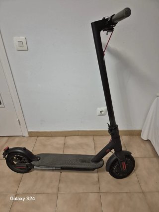 Patinete eléctrico negro Xiaomi 16133 MI Electric