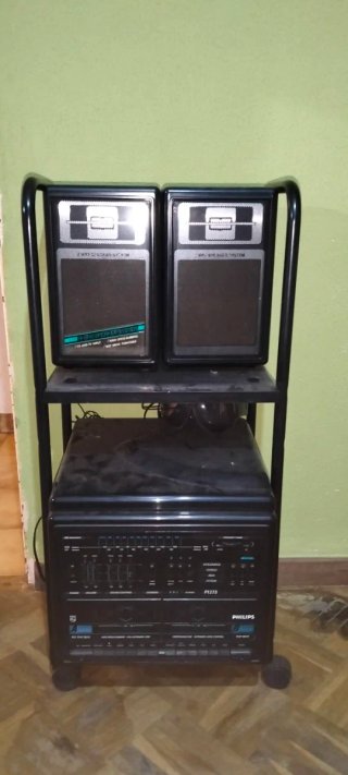 Tocadiscos Philips con Altavoces