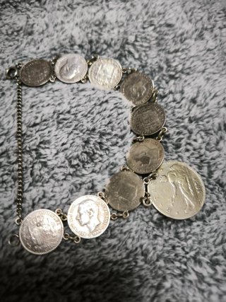 Pulsera de Monedas Antigua
