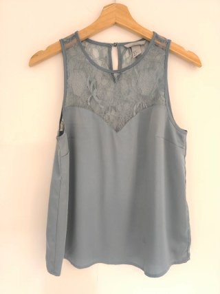 2 Blusas H&M Talla S (Negra y Verde)