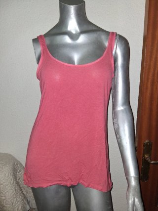 Camiseta Básica de Tirantes Coral