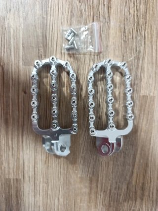 Estriberas Sobredimensionadas para Moto