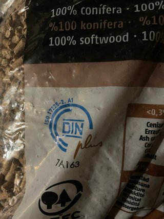 Sacos de Pellets 100% Conífera De primera calidad.