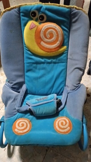 2 Hamaca para bebé    necesita lavar. Una 4€