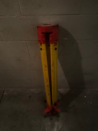 Trípode de Madera para Topografía