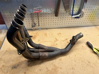 Colector de escape original Yamaha R6R 2006