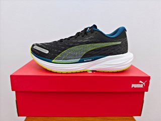 PUMA CON PLACA DE CARBONO
