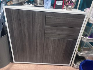 Mueble gris y blanco DISPONIBLE HASTA 31/10