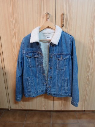 Chaqueta vaquera con forro de borreguito