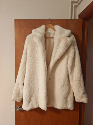 Abrigo de pelo sintético blanco H&M