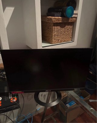 Pack PS4, Volante Logitech G923 y Monitor ASUS